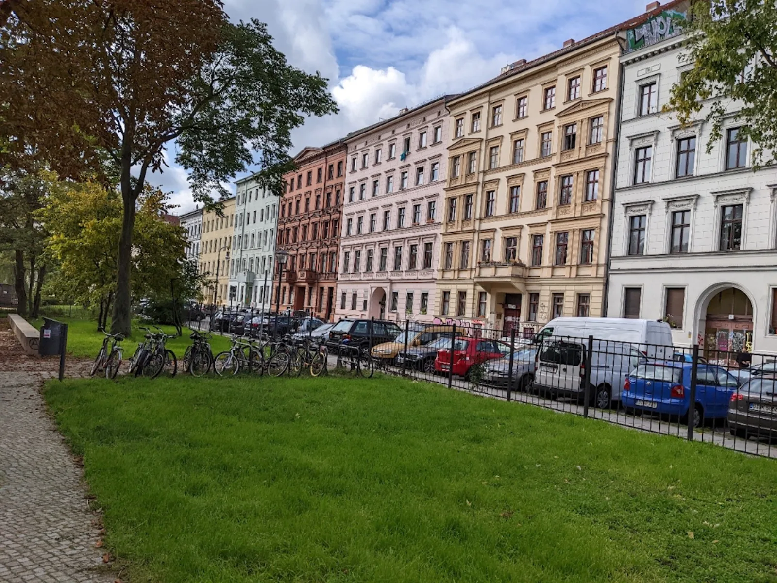 Berlin-Exkursion 2022 – Straßenzug