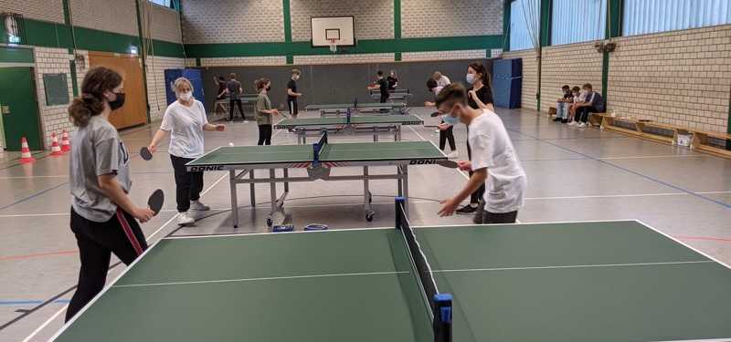 Neue Tischtennisplatten