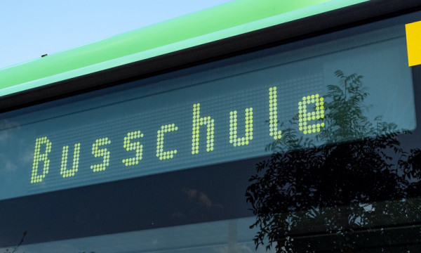 Der Bus hält! - Die 5c in der Busschule